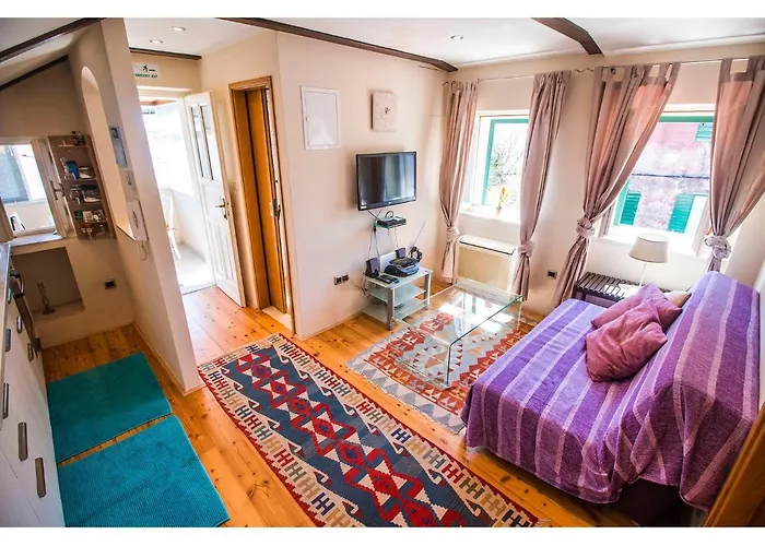 Viktoria Apartman *